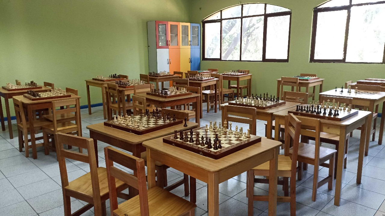 La Sala de Ajedrez: Un Espacio Dedicado al Desarrollo Cognitivo y la Estrategia para Jóvenes